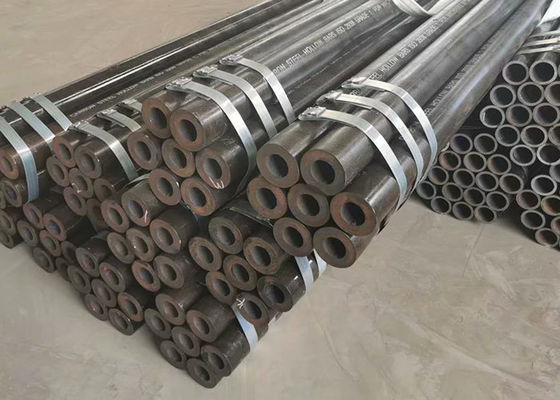 Astm A106 A53b A192 A179 A210 Baosteel Steel Pipe أنابيب فولاذية مجلفنة غير ملحومة أنابيب فولاذية غير ملحومة
